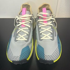 React Pegasus Trail 4 Gtx Mens Mesh Hiking Running & Training Shoes.